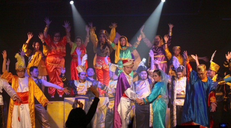 Drama Musikal Aladdin